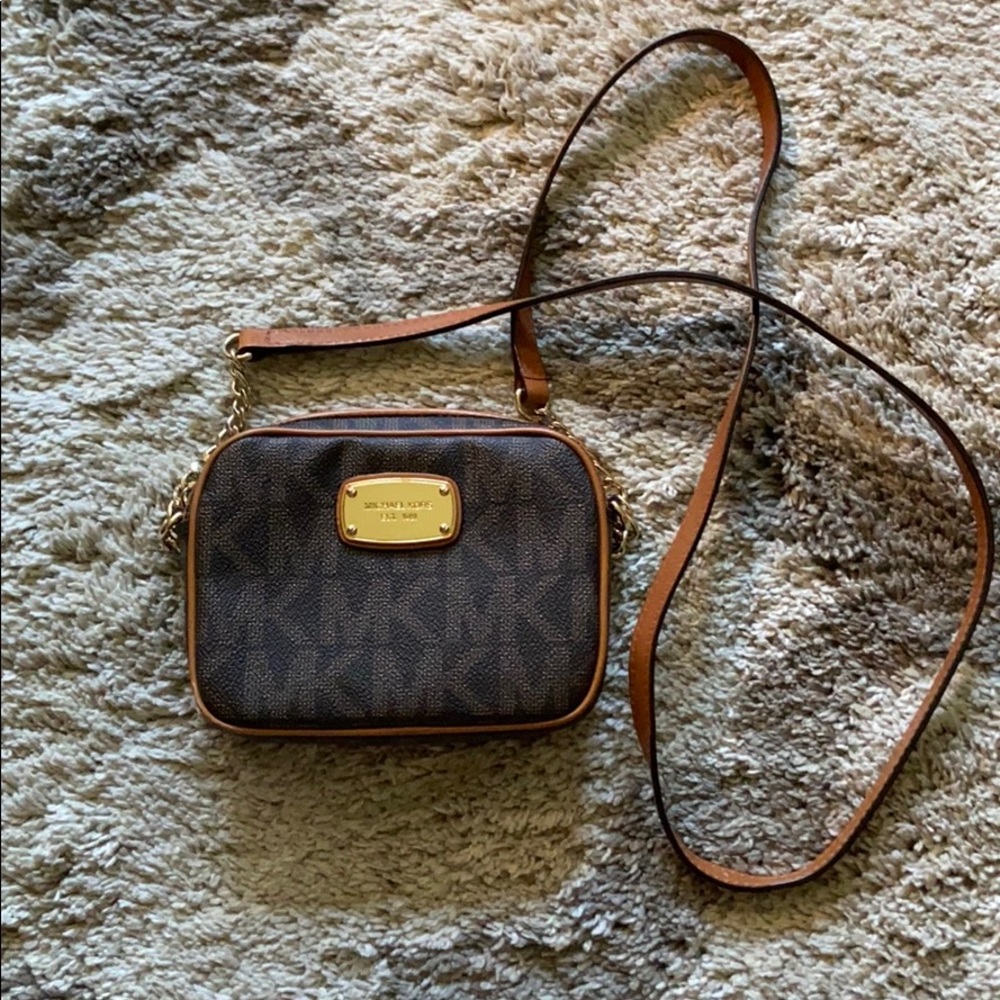 Michael Kors Jet Set mini crossbody